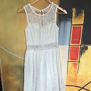 Lace Sleeveless White Dress IN size 5